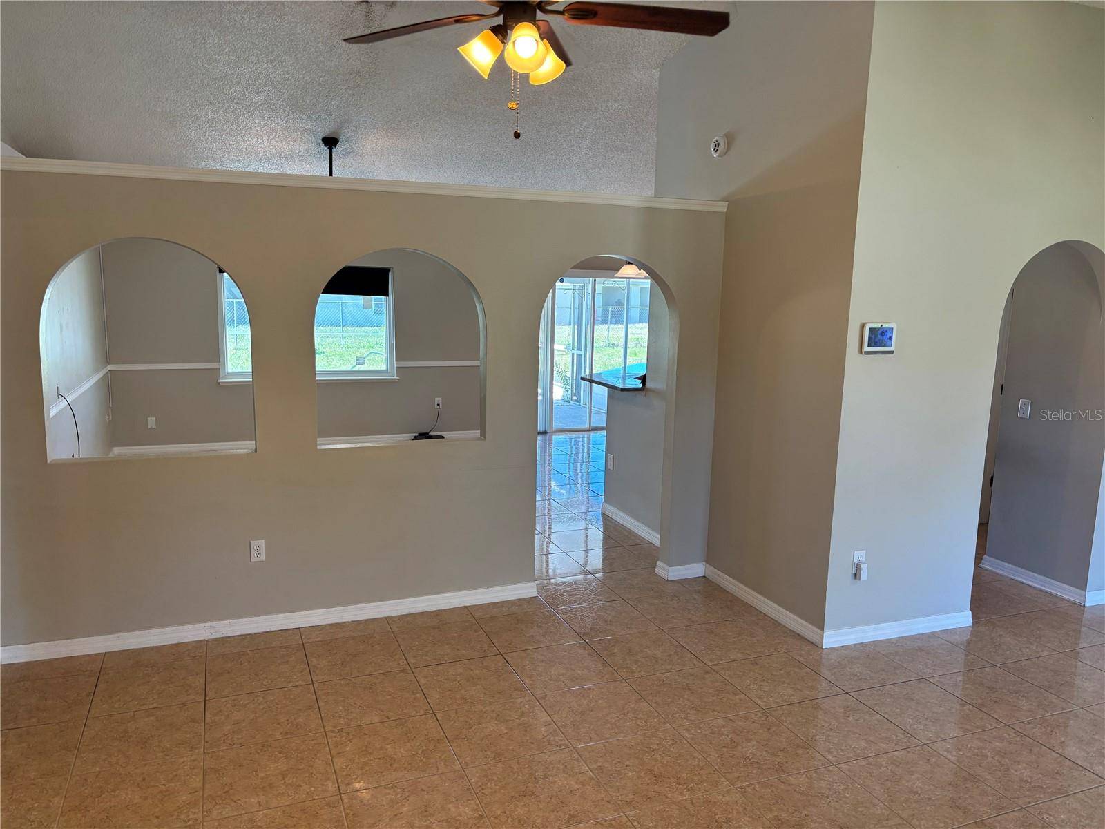 Kissimmee, FL 34758,806 GRANTHAM DR