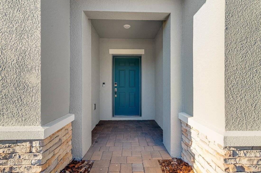 Edgewater, FL 32141,349 RIVER FRONT WAY