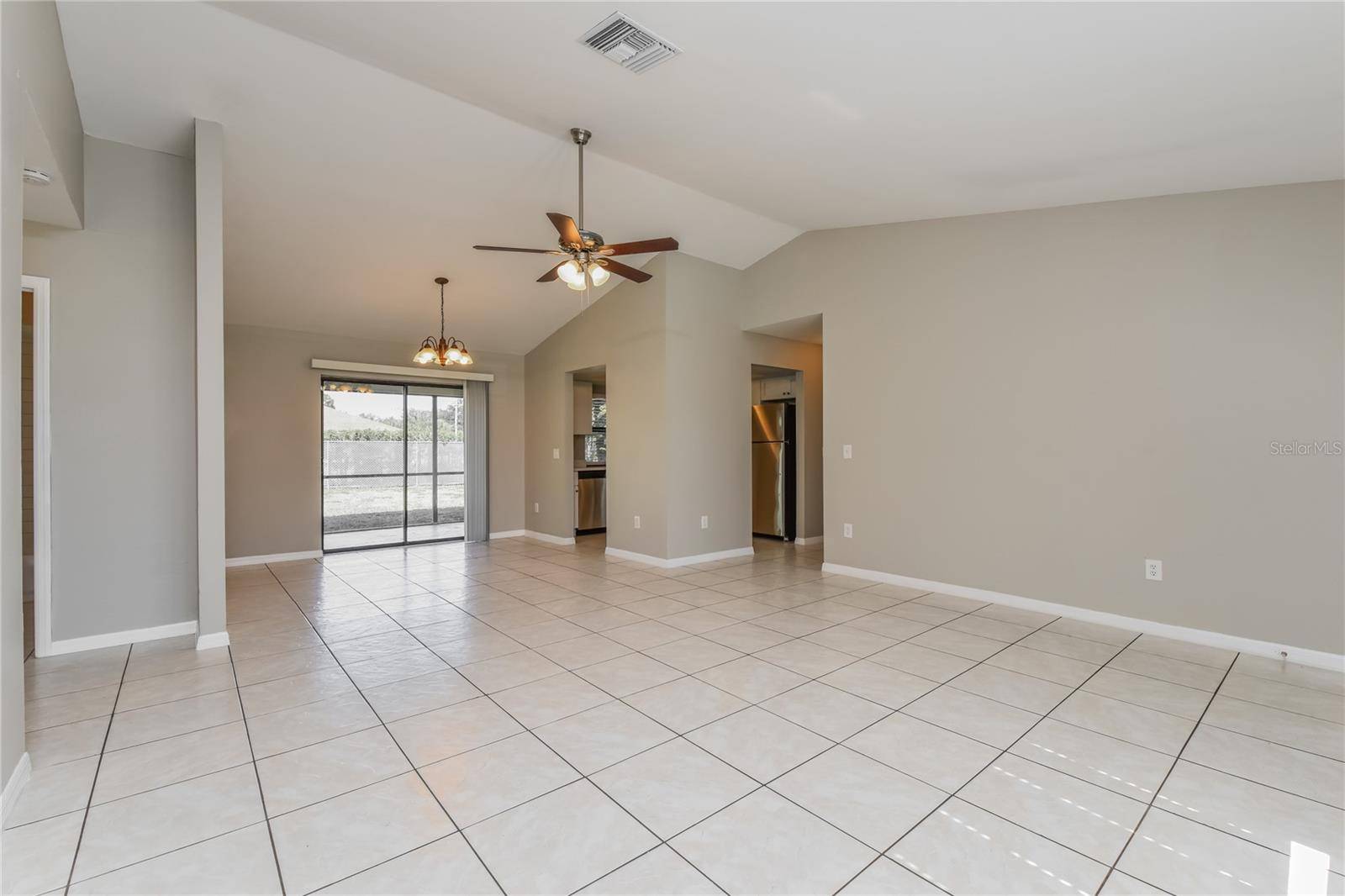 Cape Coral, FL 33991,817 SW SANTA BARBARA PL
