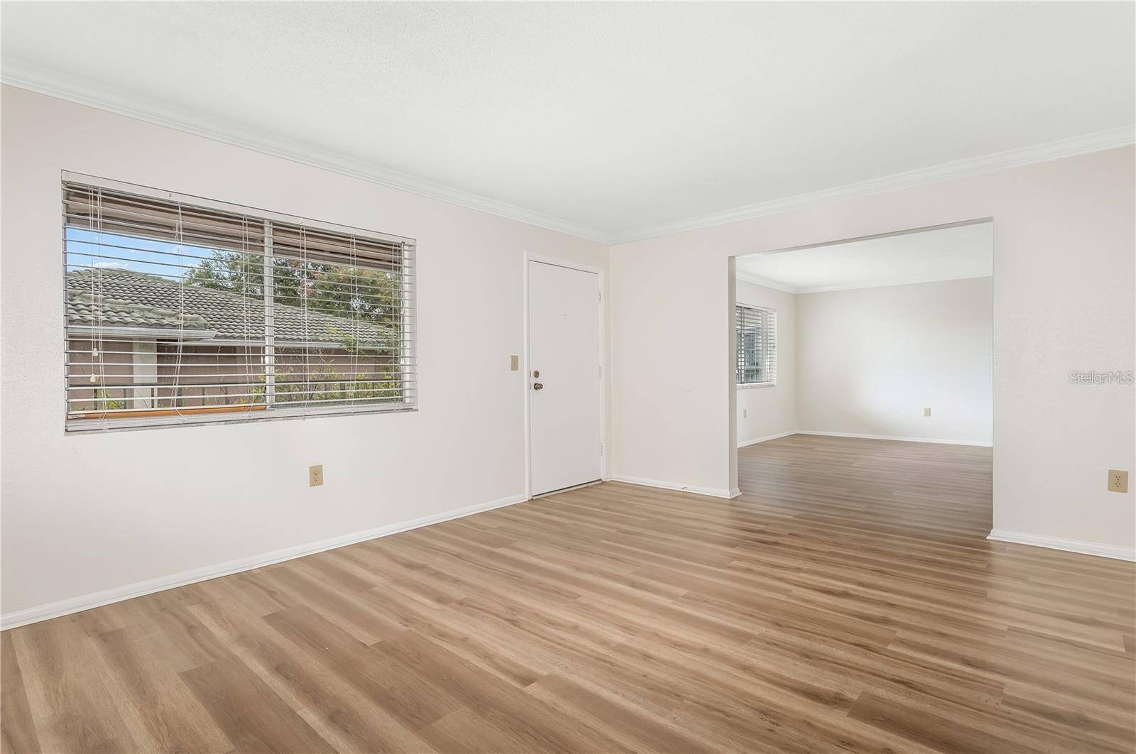 Altamonte Springs, FL 32701,109 OYSTER BAY CIR #300