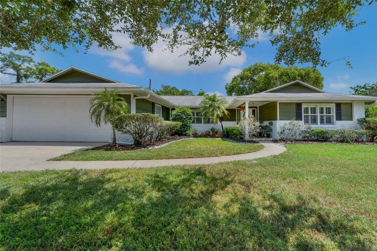 Longwood, FL 32779,116 E COTTESMORE CIR