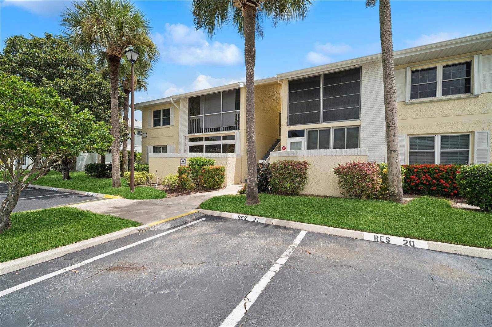 Palm Bay, FL 32905,993 SONESTA AVE NE #205