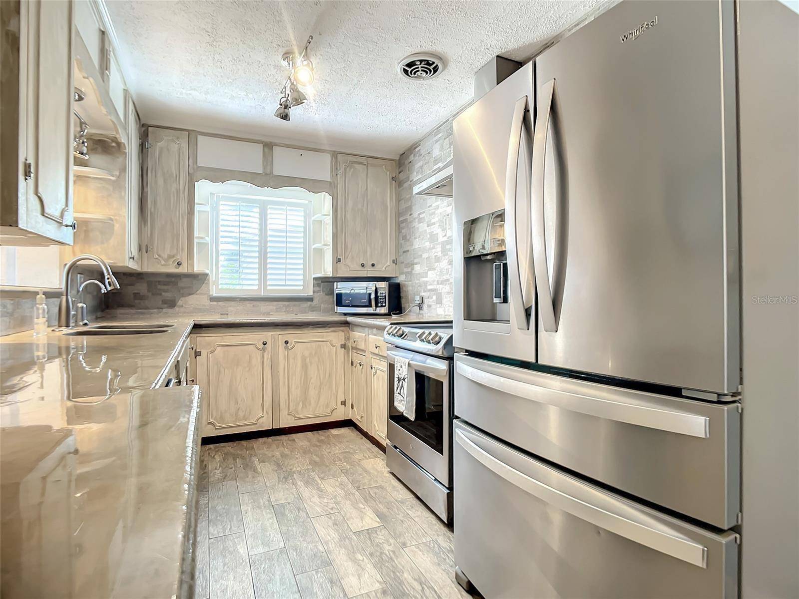 New Smyrna Beach, FL 32169,1203 N ATLANTIC #9