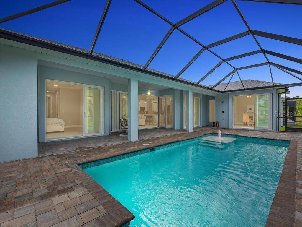 Rotonda West, FL 33947,6 FAIRWAY RD