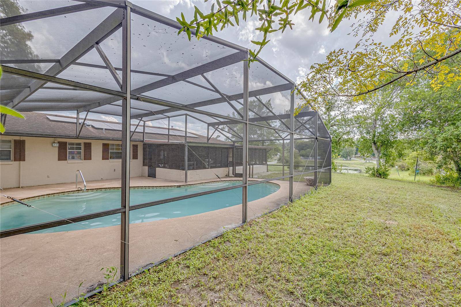 Deltona, FL 32725,1522 GAINESVILLE DR