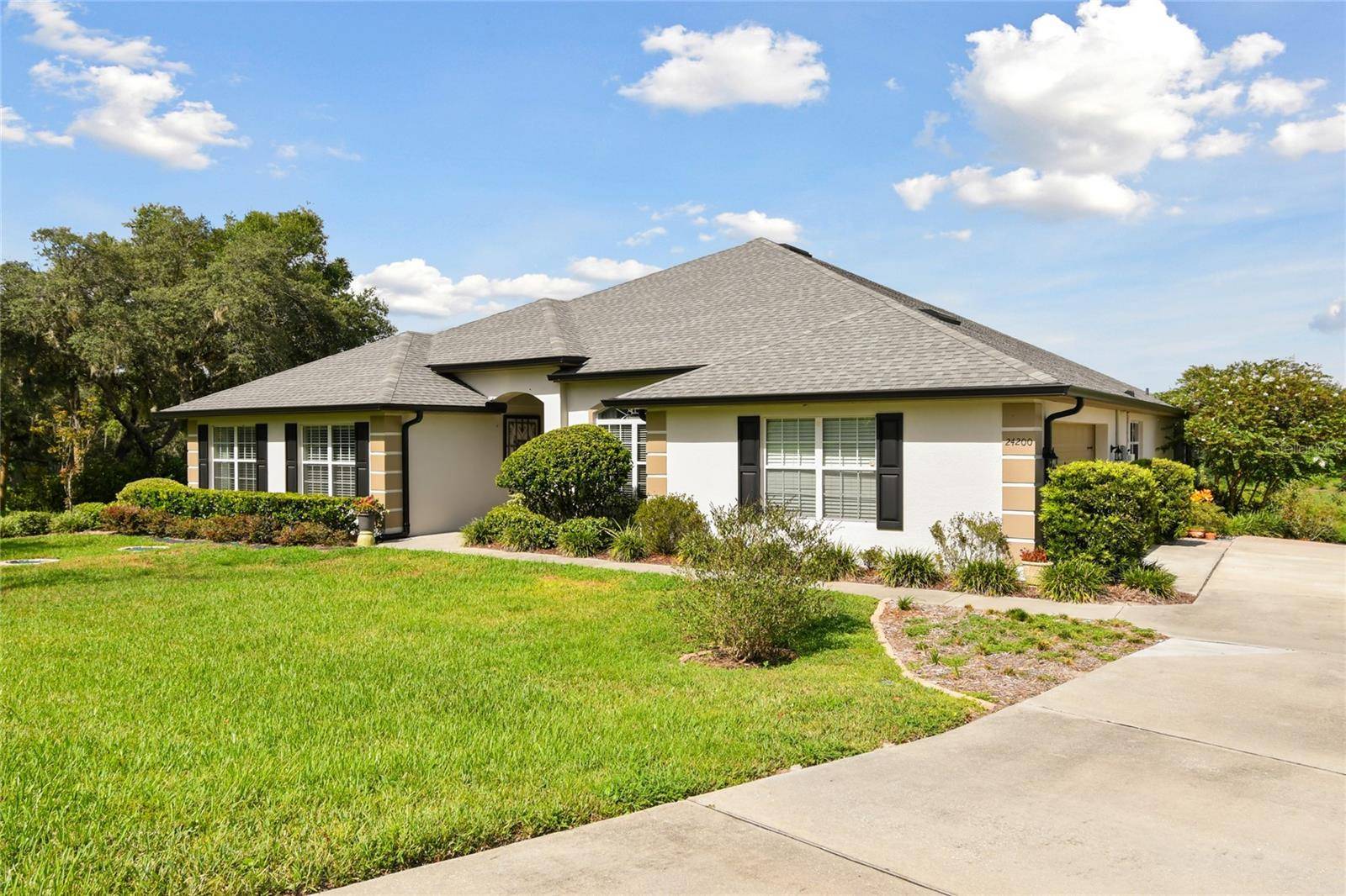 Eustis, FL 32736,24200 BEAR PAW CT