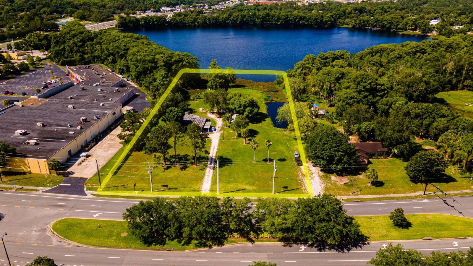 Sanford, FL 32773,275-301 W LAKE MARY BLVD