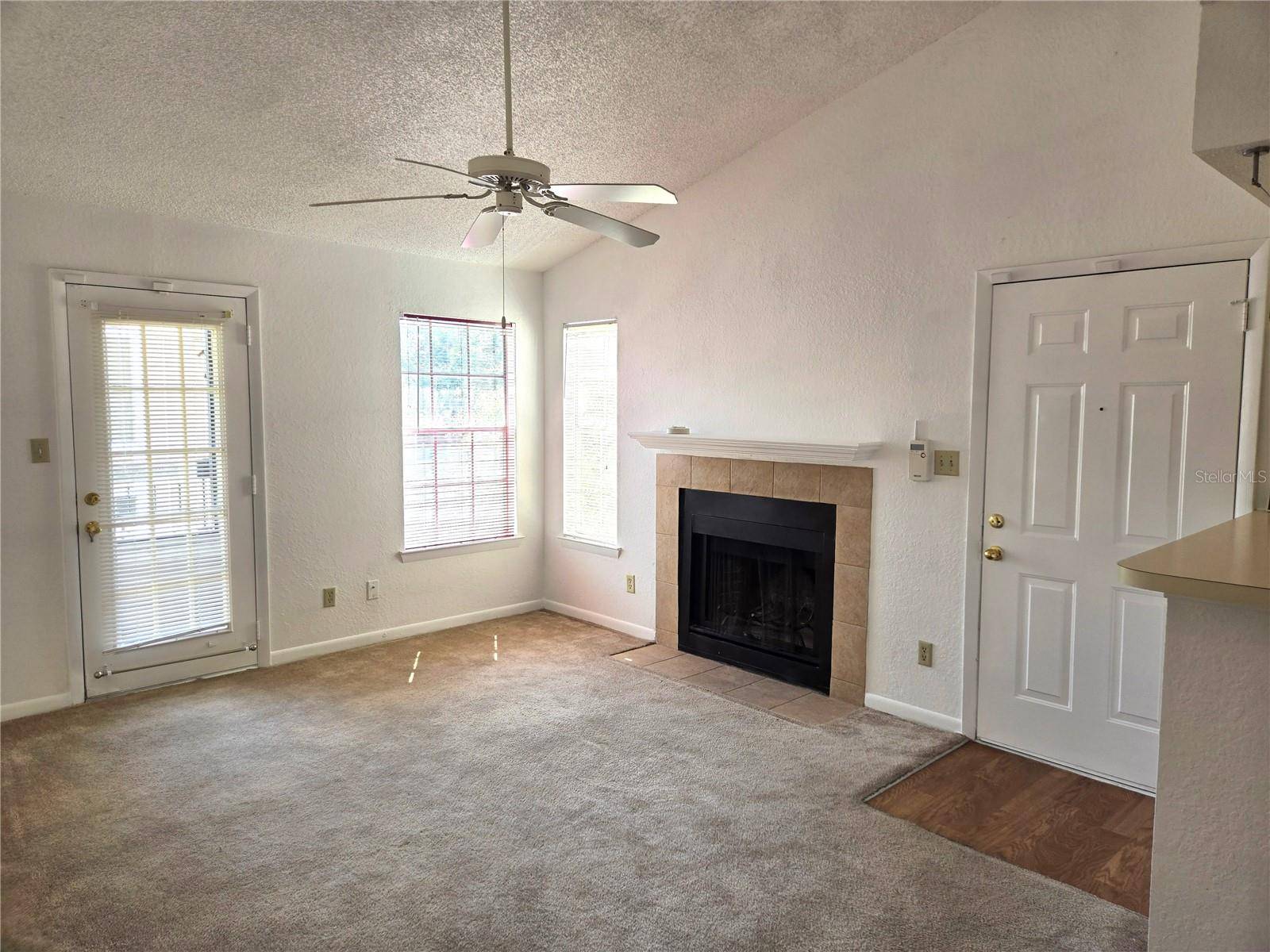 Orlando, FL 32822,4401 THORNBRIAR LN #202
