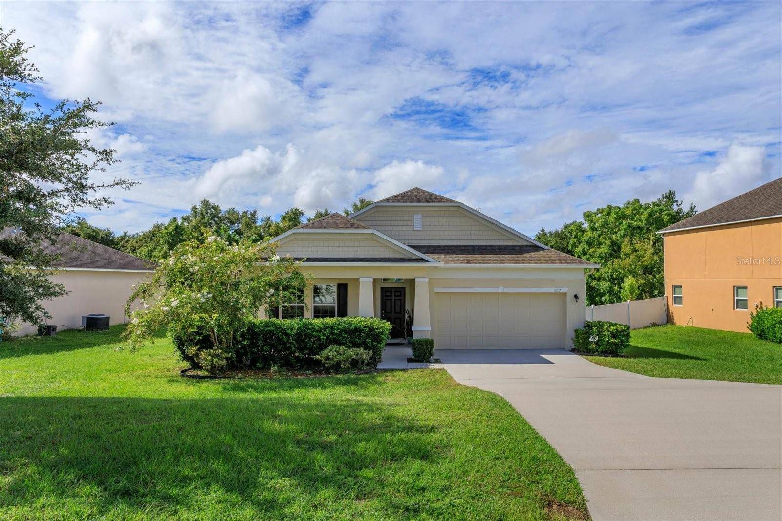 Fruitland Park, FL 34731,1807 FOREST GLEN DR