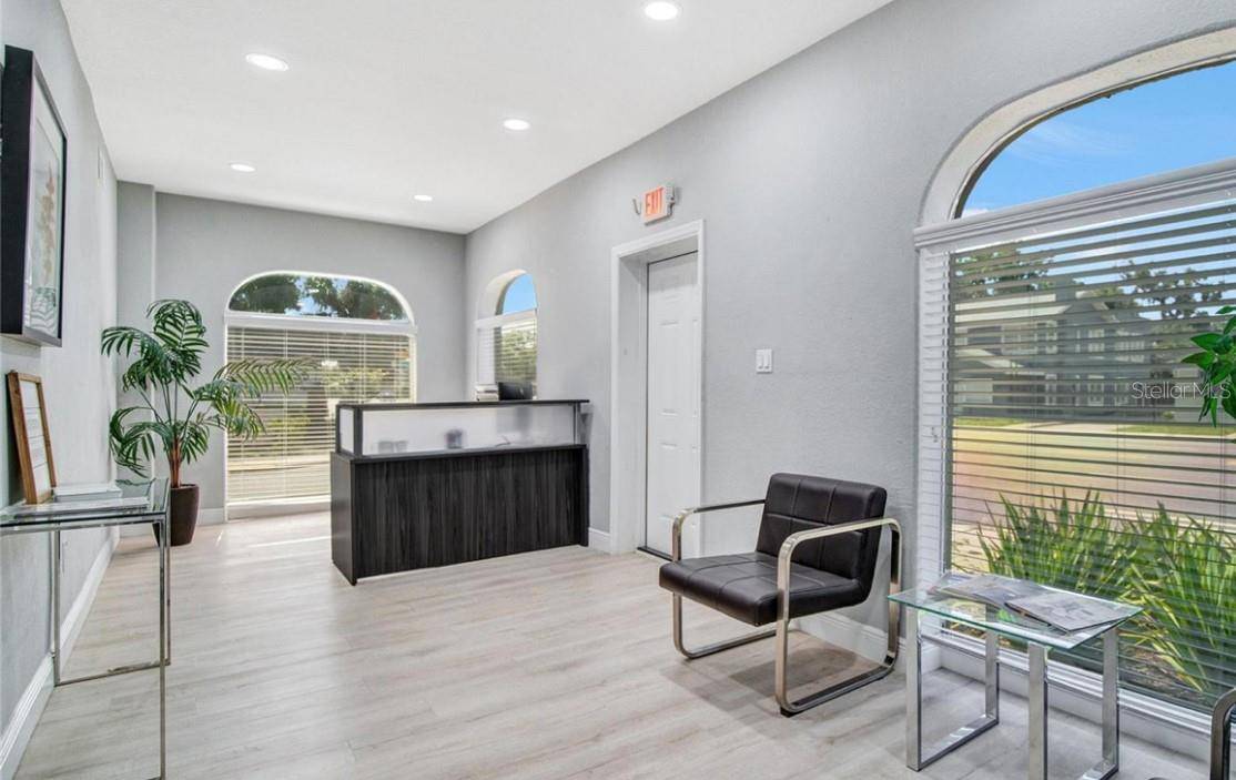Orlando, FL 32804,733 W COLONIAL DR