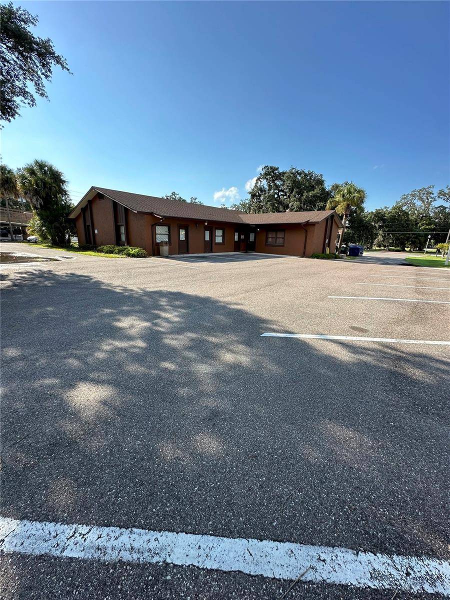 Apopka, FL 32703,221 E MAIN ST