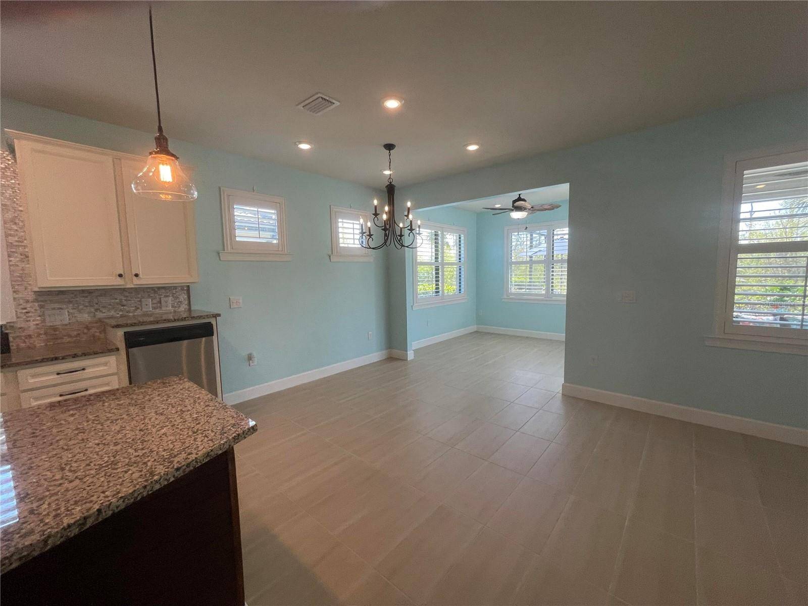 North Port, FL 34289,2633 DAISY DR