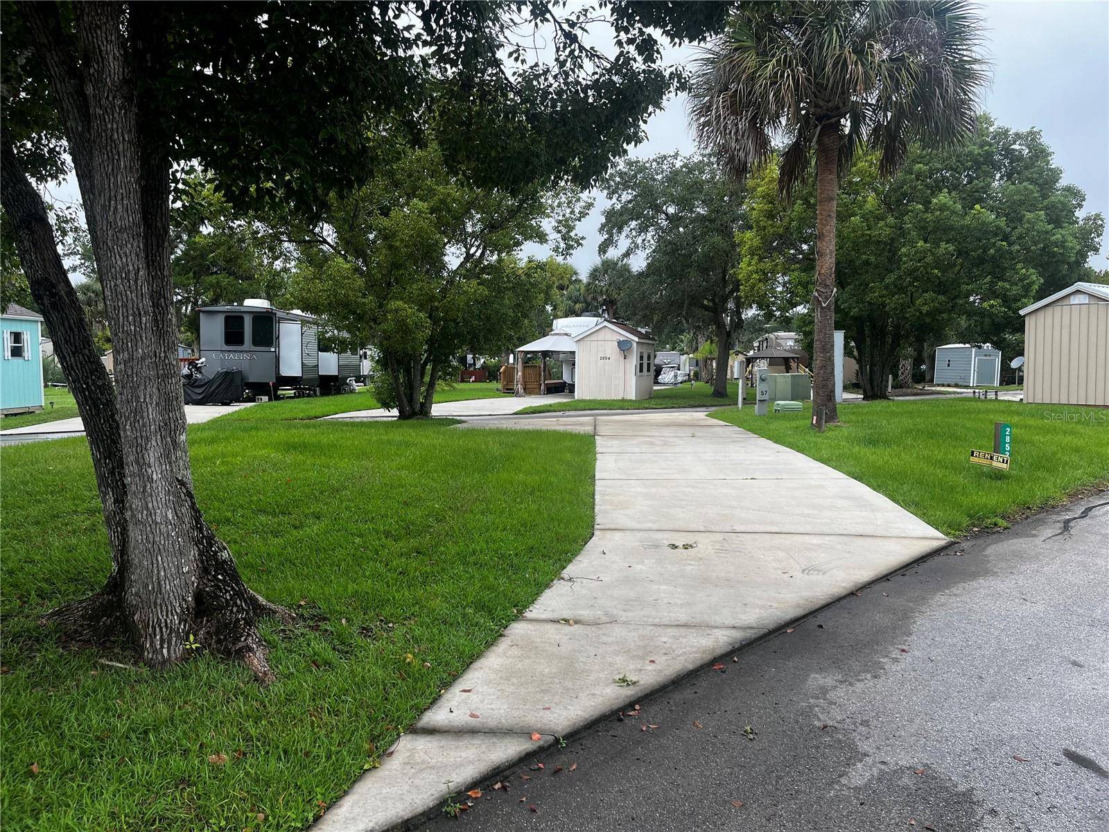 Silver Springs, FL 34488,2852 NE 103RD CT