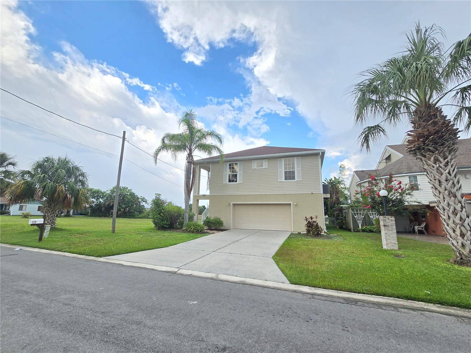 Hernando Beach, FL 34607,3263 SEA GRAPE DR