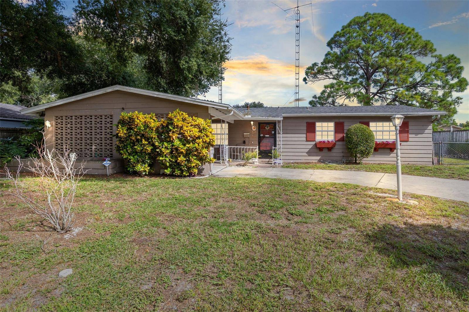 Fern Park, FL 32730,119 WAVERLY DR