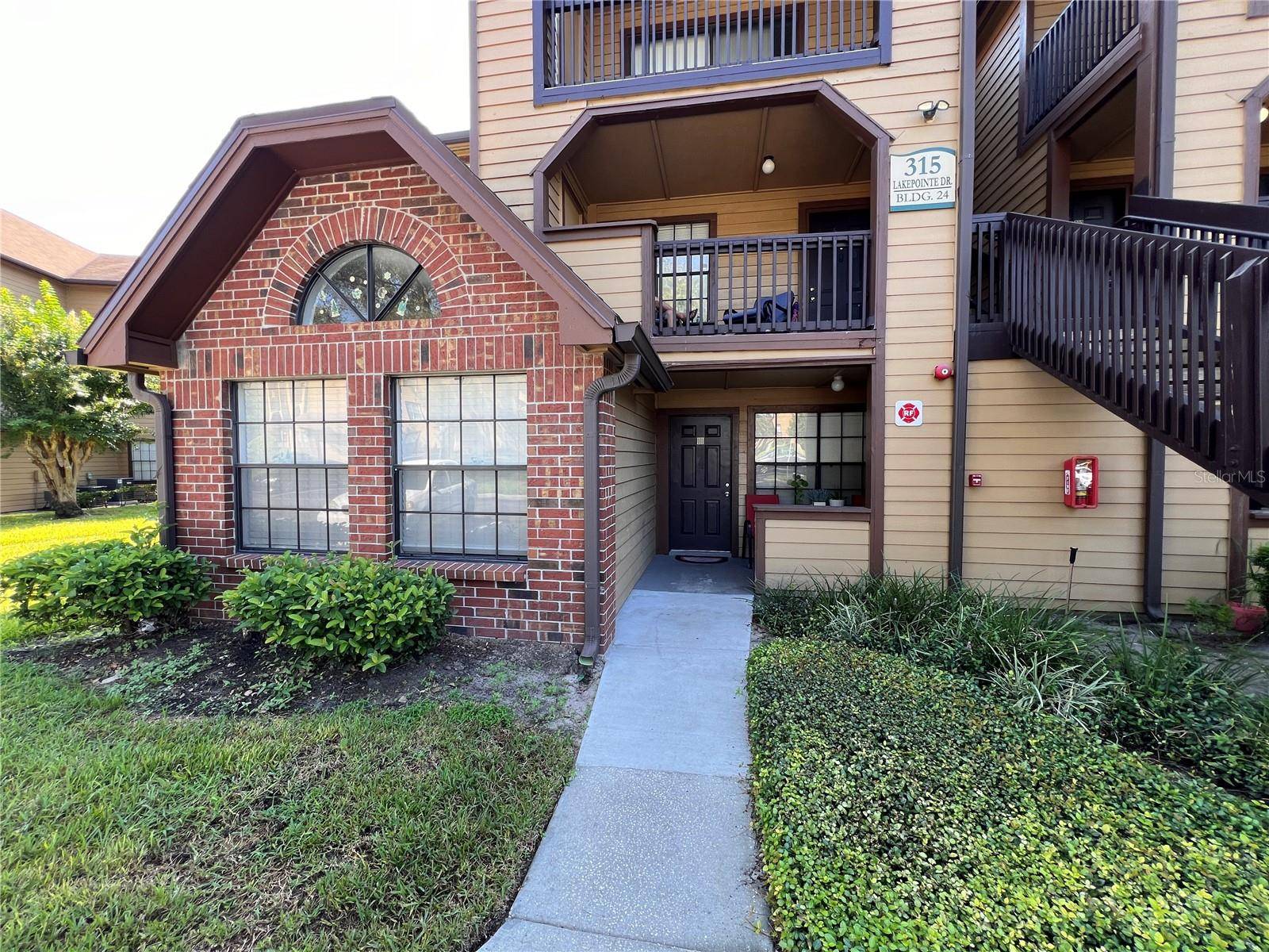 Altamonte Springs, FL 32701,315 LAKEPOINTE DR #101