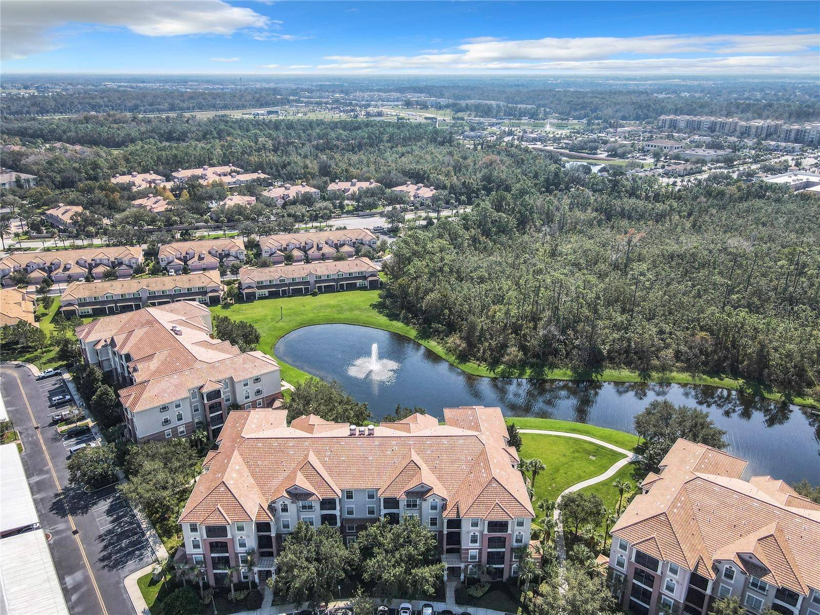 Davenport, FL 33896,8298 PORTOFINO DR #202
