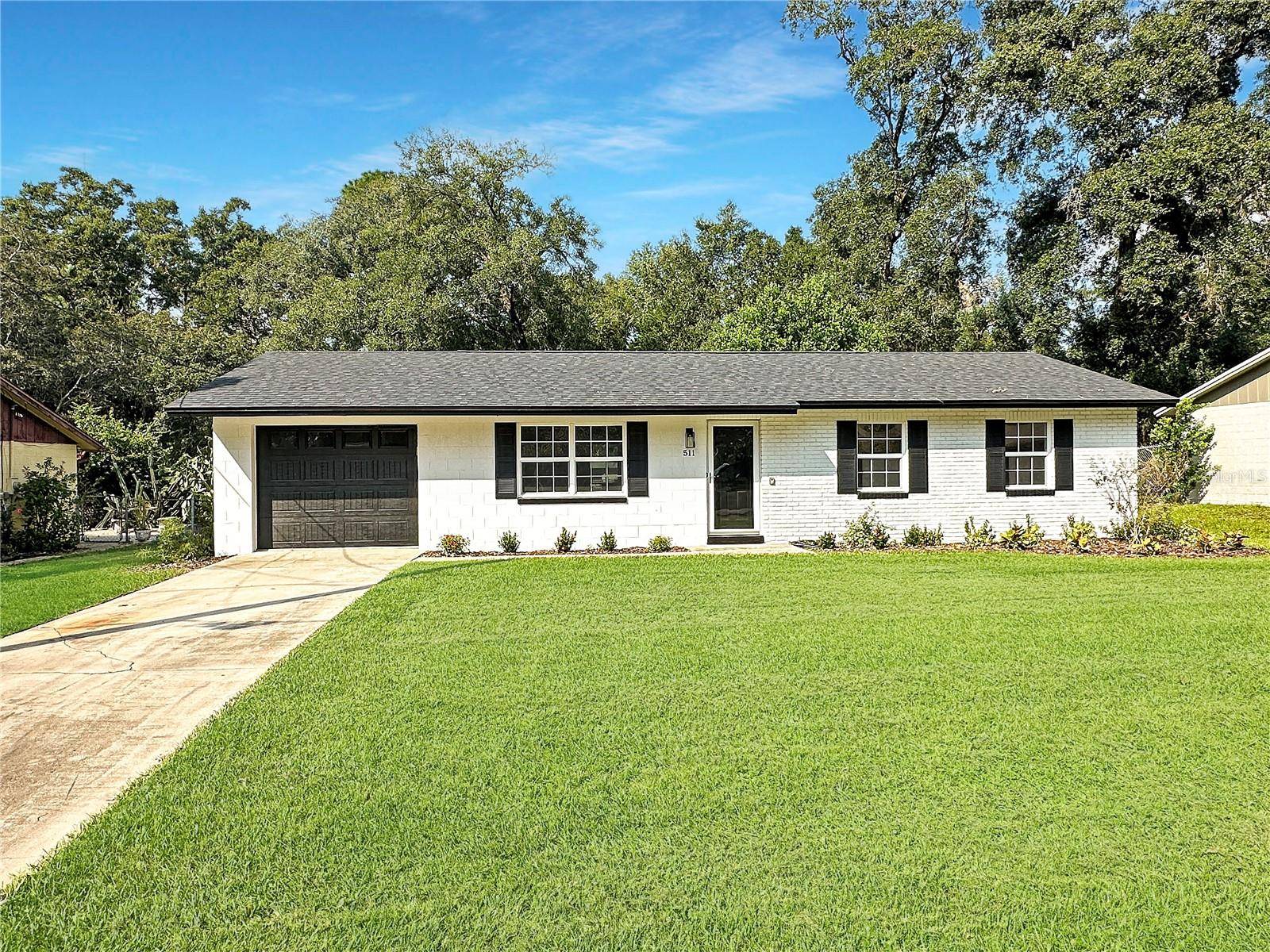 Orange City, FL 32763,511 W GARDENIA DR