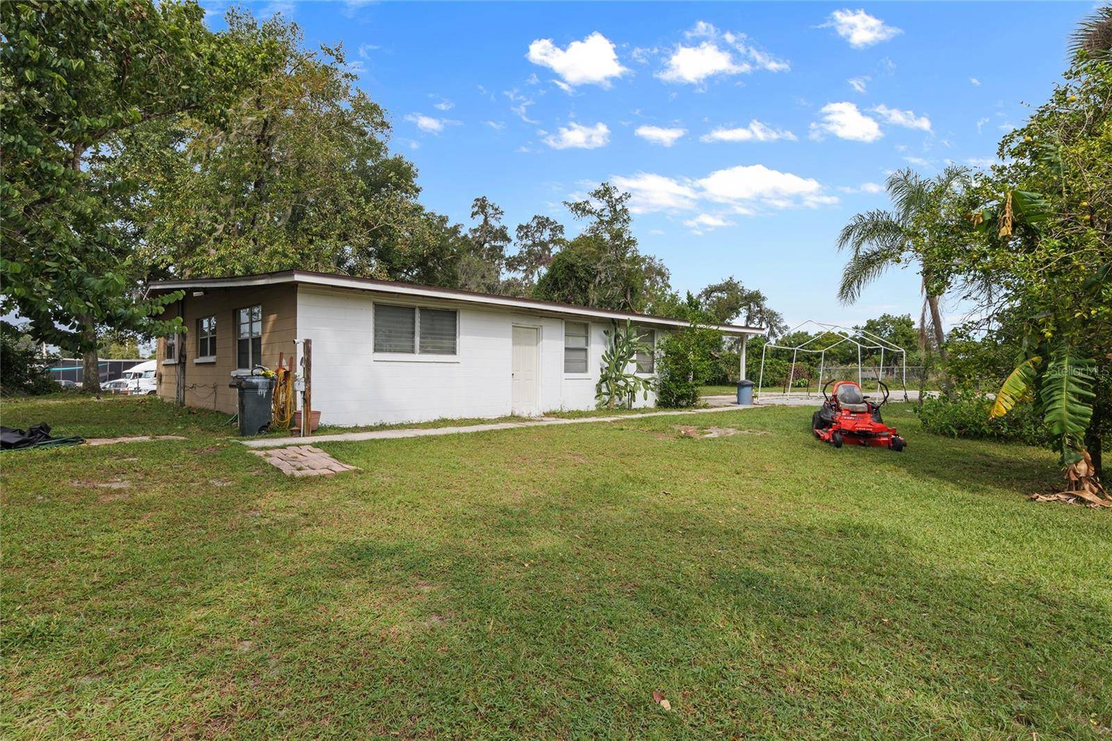 Altamonte Springs, FL 32714,621 OAKLANDO DR