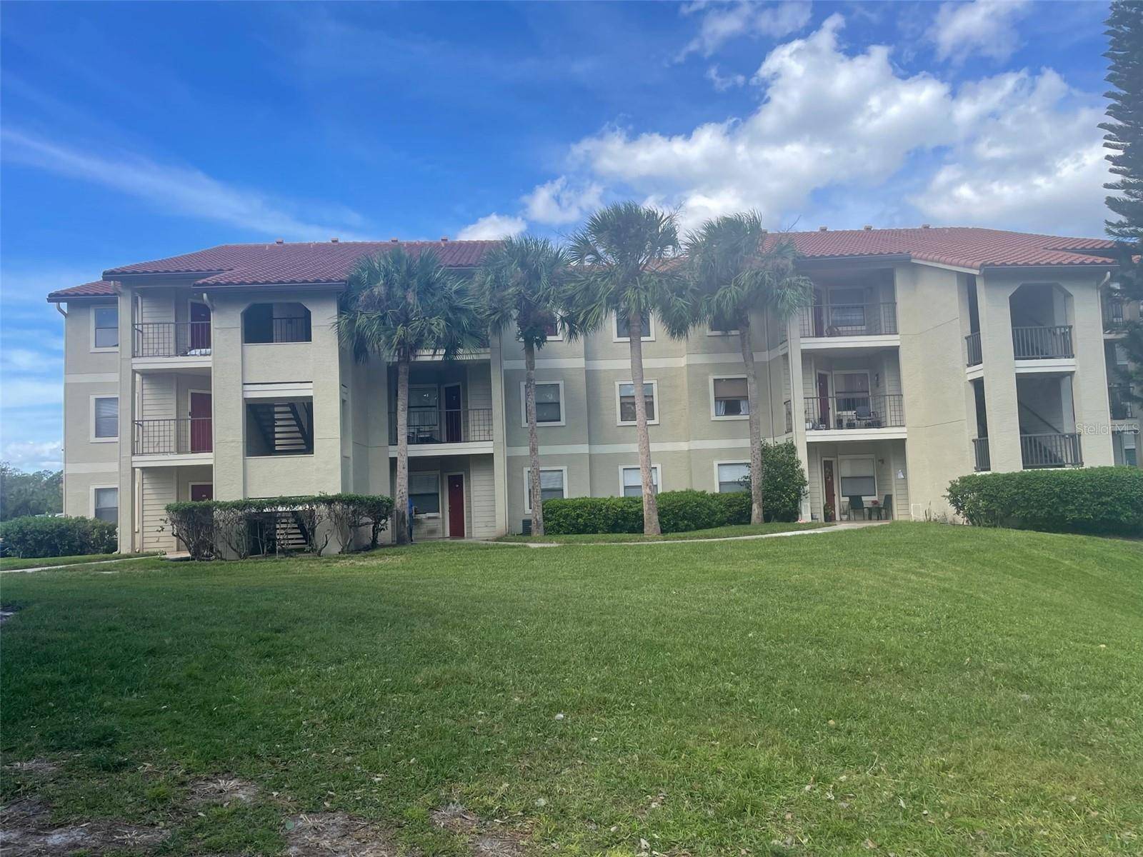 Kissimmee, FL 34747,3038 PARKWAY BLVD #301