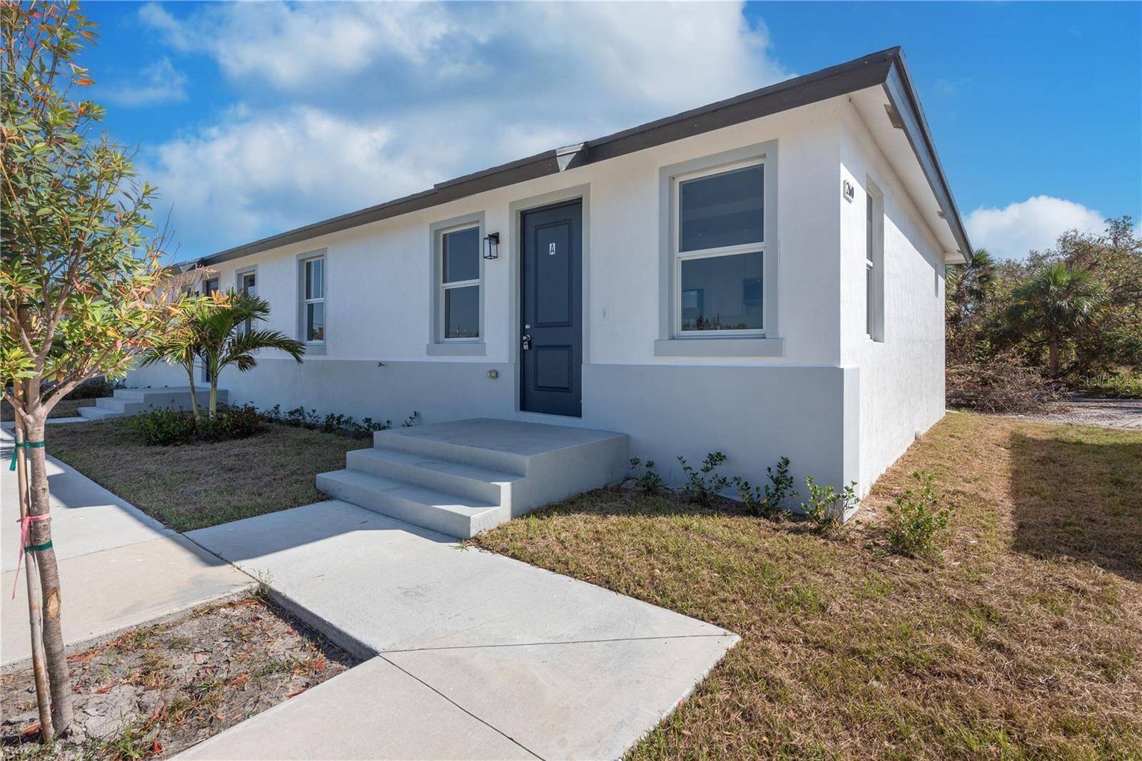Rotonda West, FL 33947,260 ROTONDA BLVD