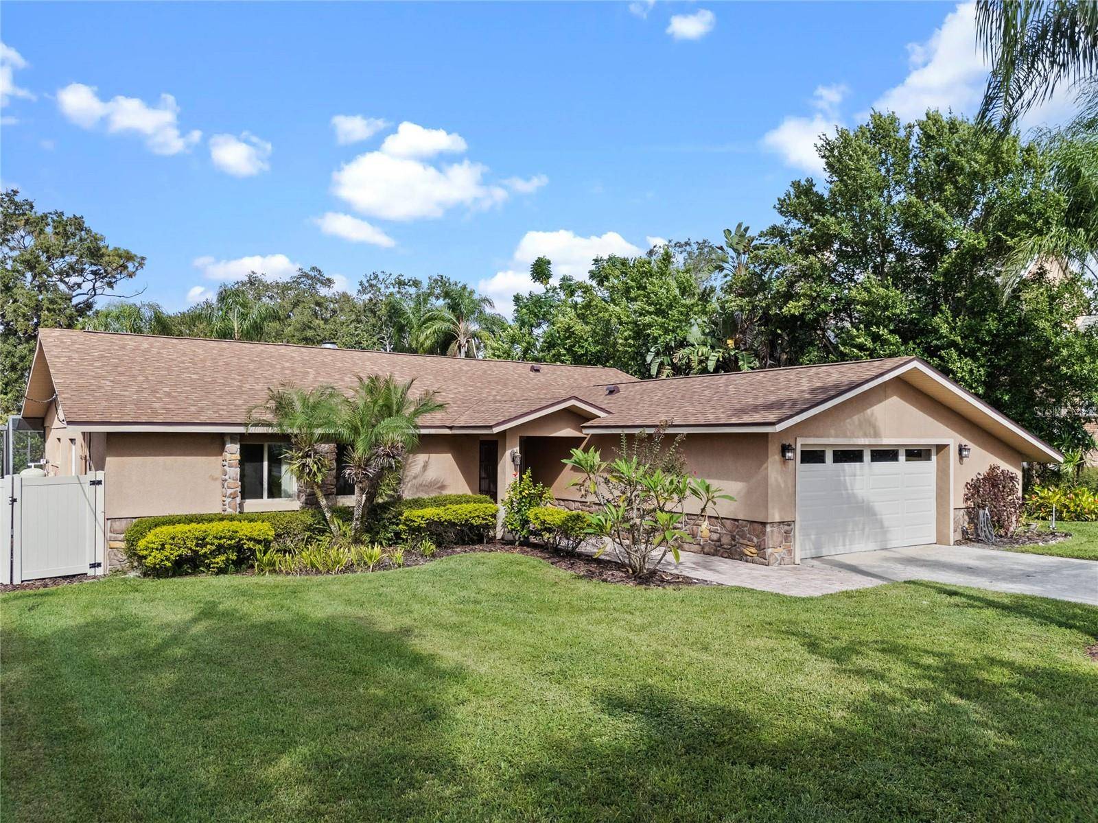 Oviedo, FL 32765,6056 TWIN LAKES DR