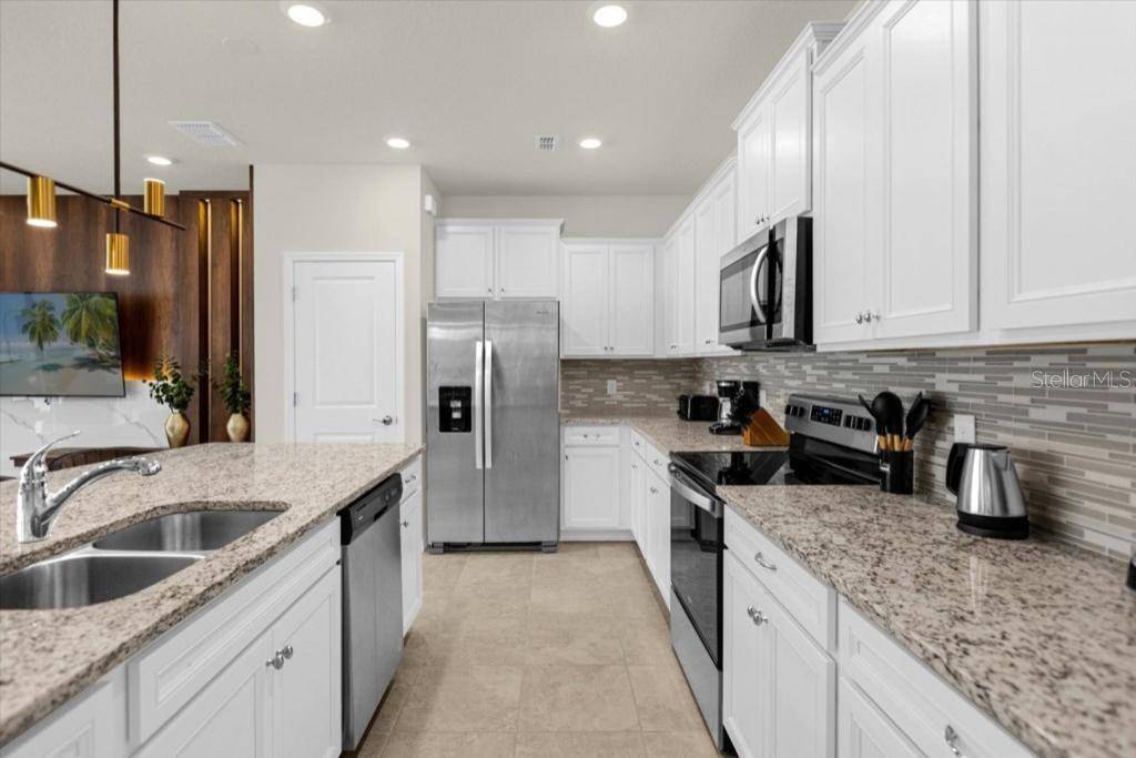 Davenport, FL 33897,4306 LANA AVE