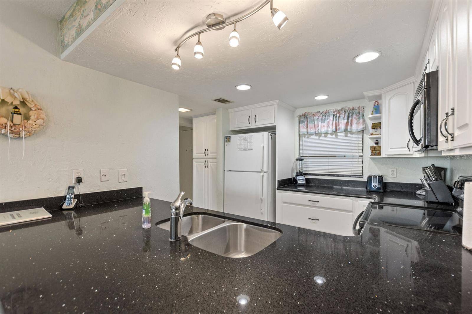 New Smyrna Beach, FL 32169,4175 S ATLANTIC AVE #1020