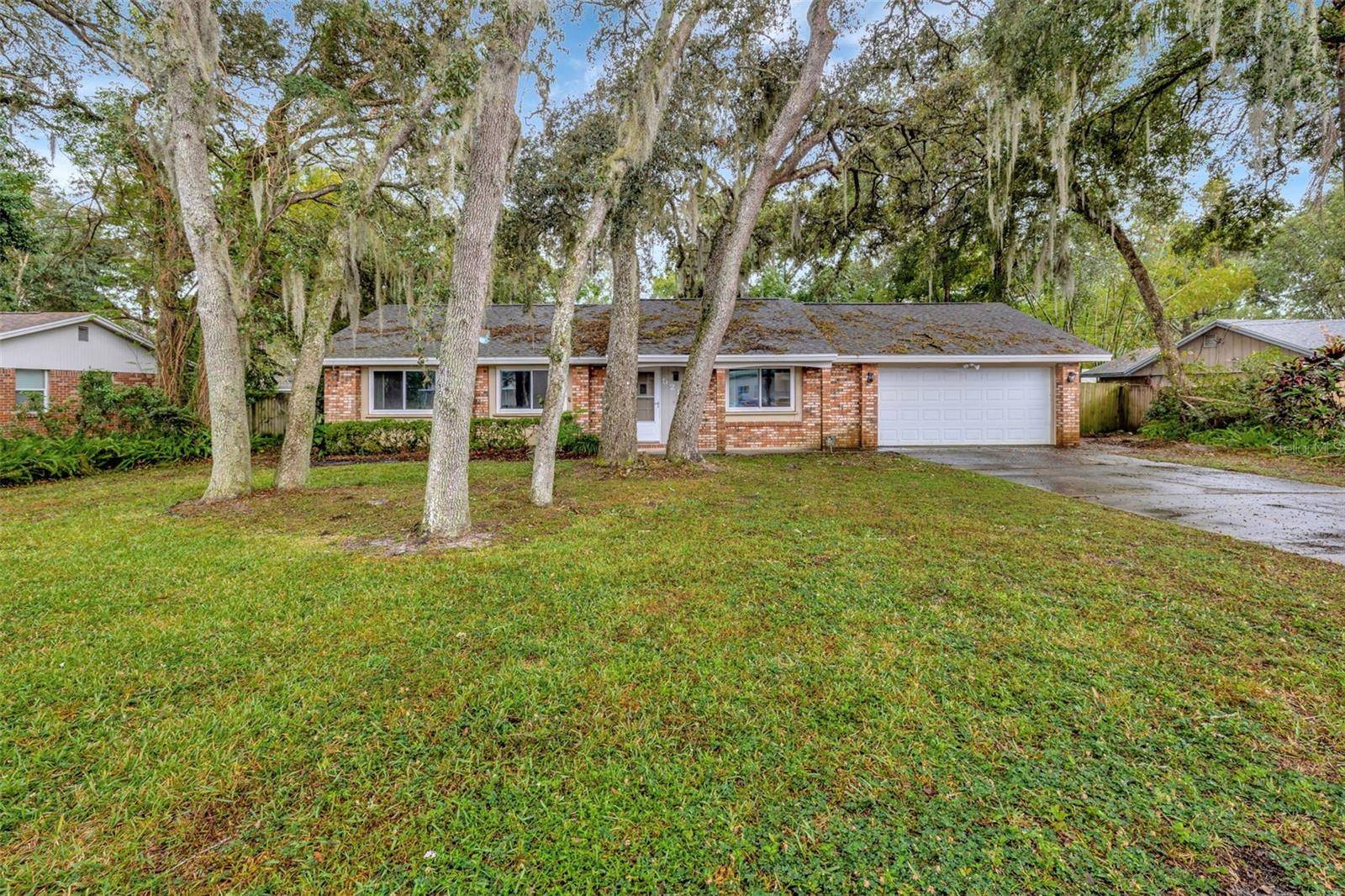 Altamonte Springs, FL 32701,528 PINEVIEW ST