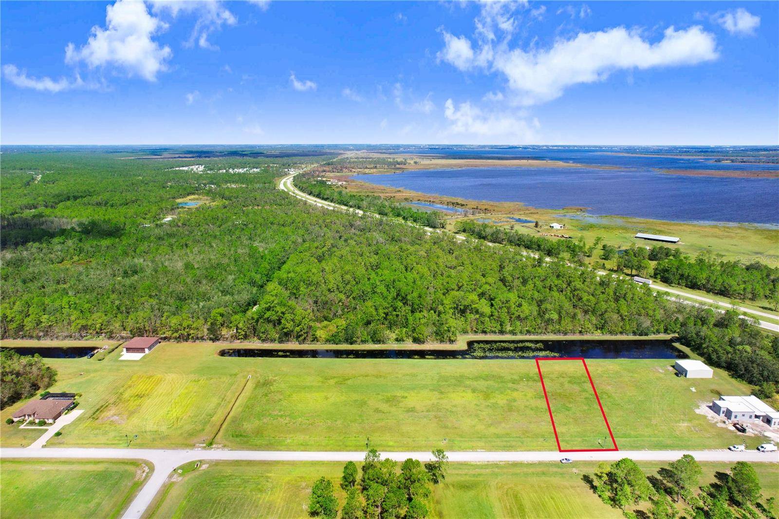 Frostproof, FL 33843,4528 LINDBERGH DR #LOT 97