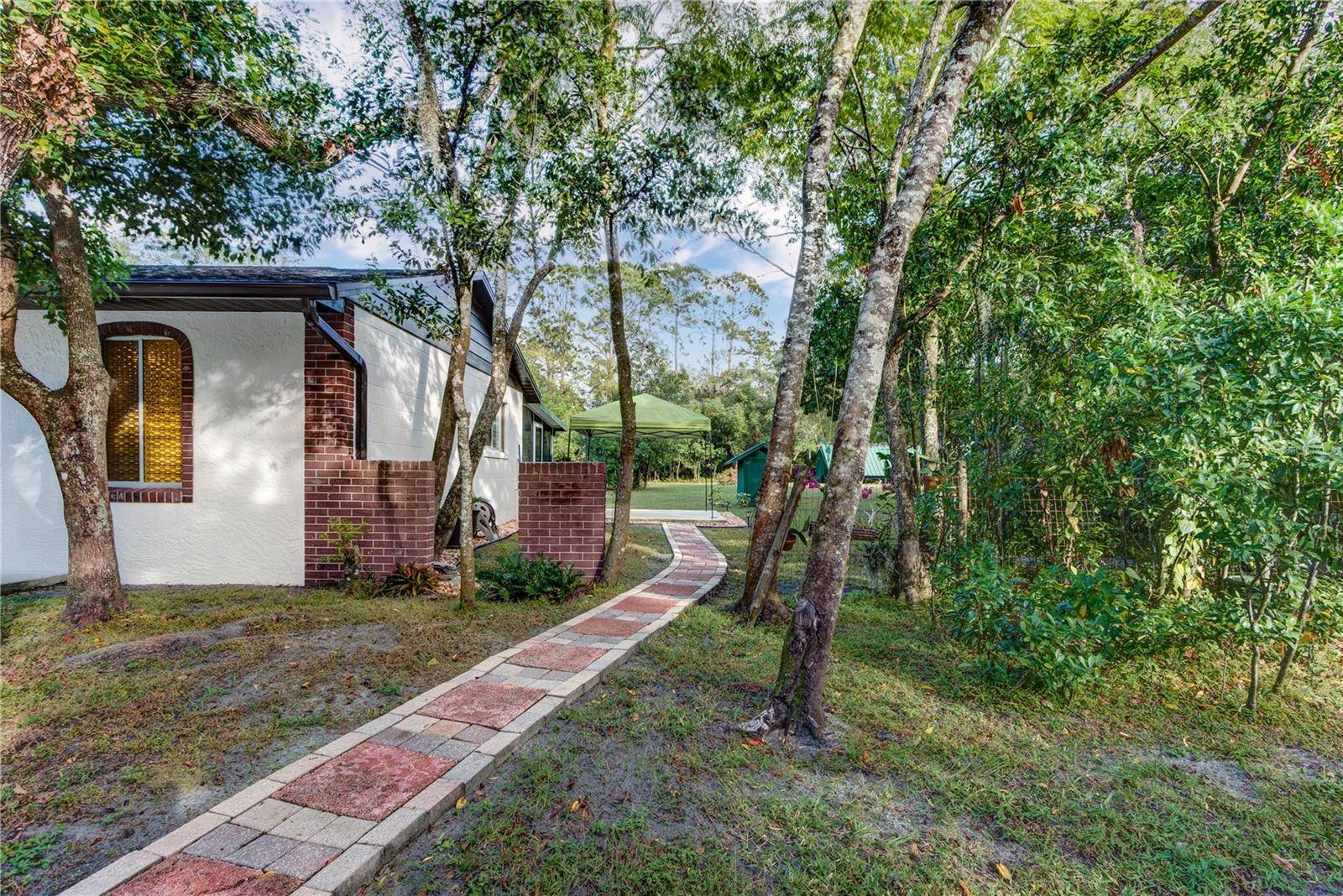 Chuluota, FL 32766,205 ELAINE PL