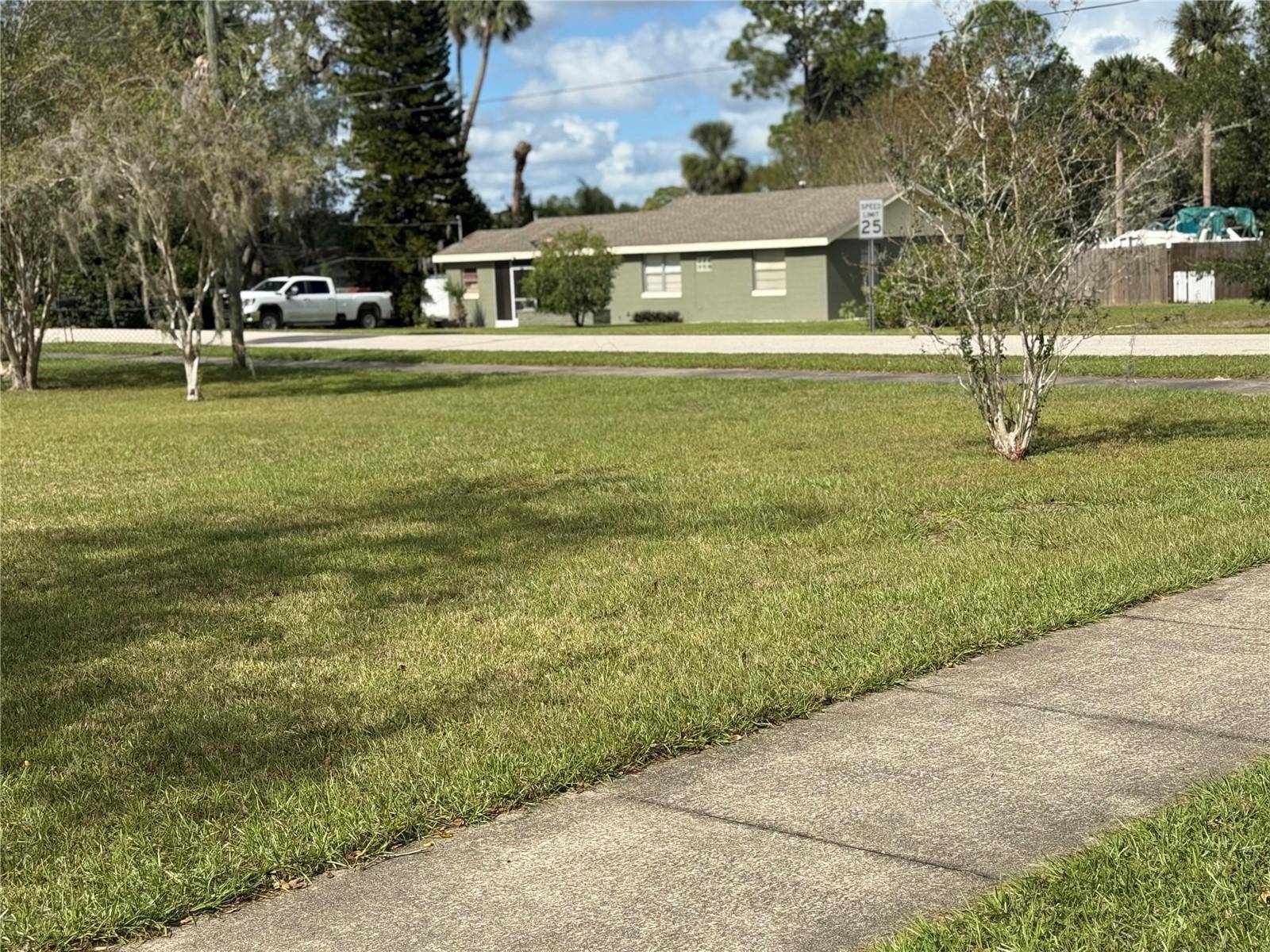 Debary, FL 32713,157 PLANTATION RD