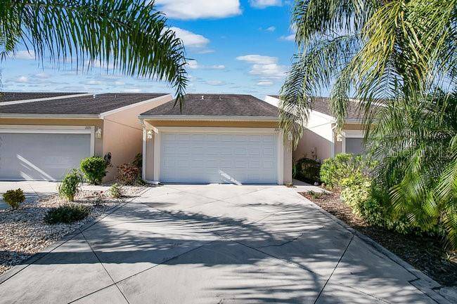 New Smyrna Beach, FL 32168,2219 HAWKS COVE CIR