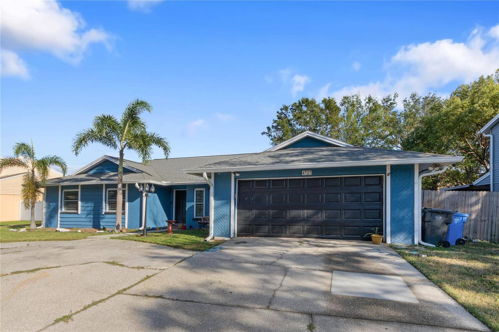 Tampa, FL 33624,4727 WINDFLOWER CIR