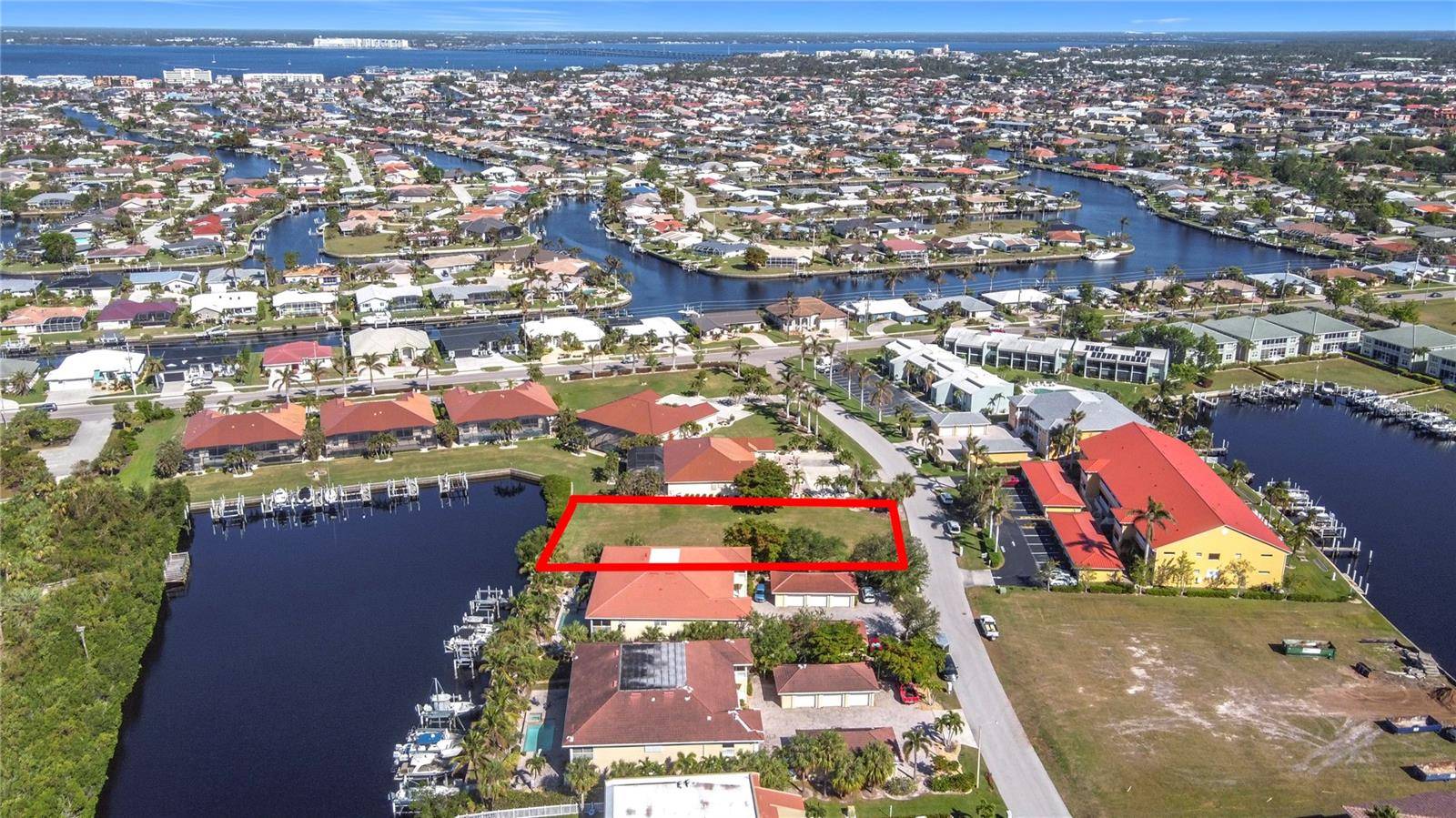 Punta Gorda, FL 33950,3227 PURPLE MARTIN DR