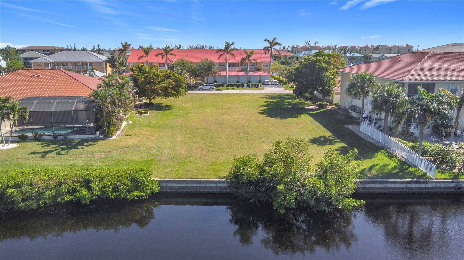 Punta Gorda, FL 33950,3227 PURPLE MARTIN DR