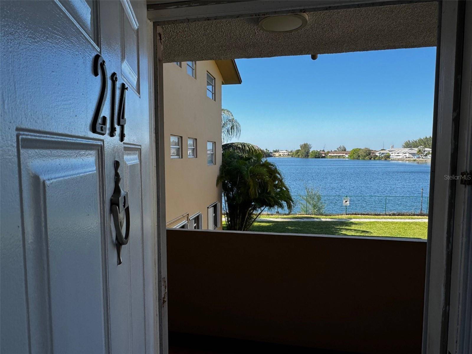 Hialeah, FL 33016,160 ROYAL PALM RD #214