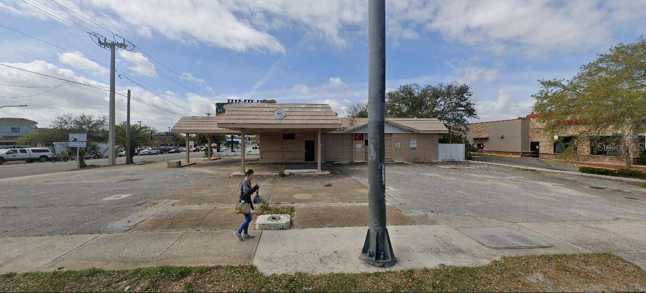 Daytona Beach, FL 32114,100 N RIDGEWOOD AVE