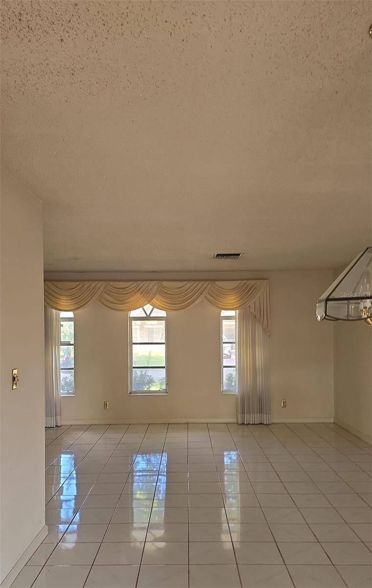 Boca Raton, FL 33428,9741 SW 1ST PL