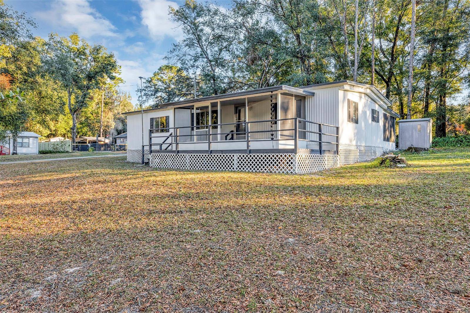Altoona, FL 32702,19924 MAGNOLIA RD
