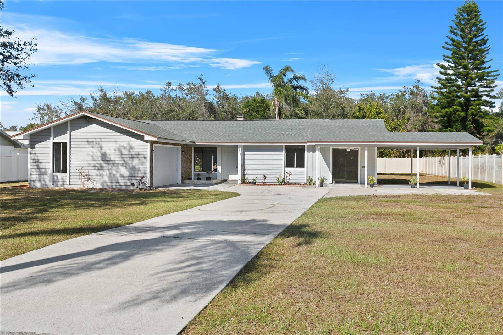 Lake Wales, FL 33898,3743 RED OAK CT