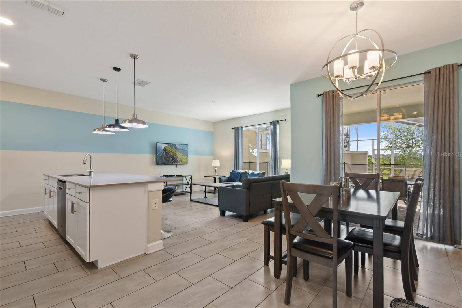 Davenport, FL 33896,820 PEBBLE BEACH DR