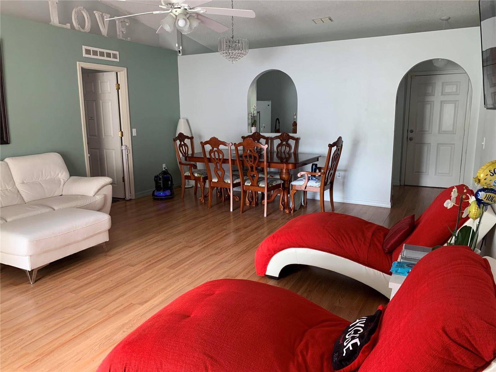 Groveland, FL 34736,209 CURTIS AVE