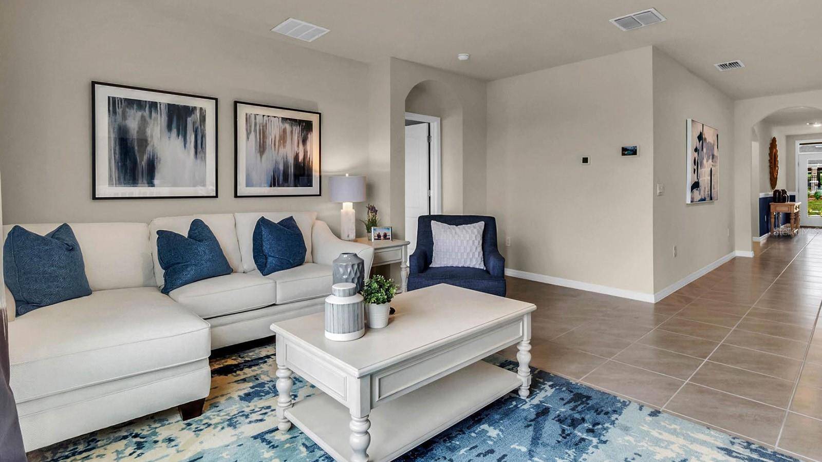 Poinciana, FL 34759,2952 WATERLILY WAY