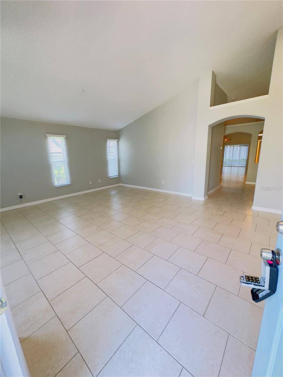 Groveland, FL 34736,1185 SINGLETON CIR