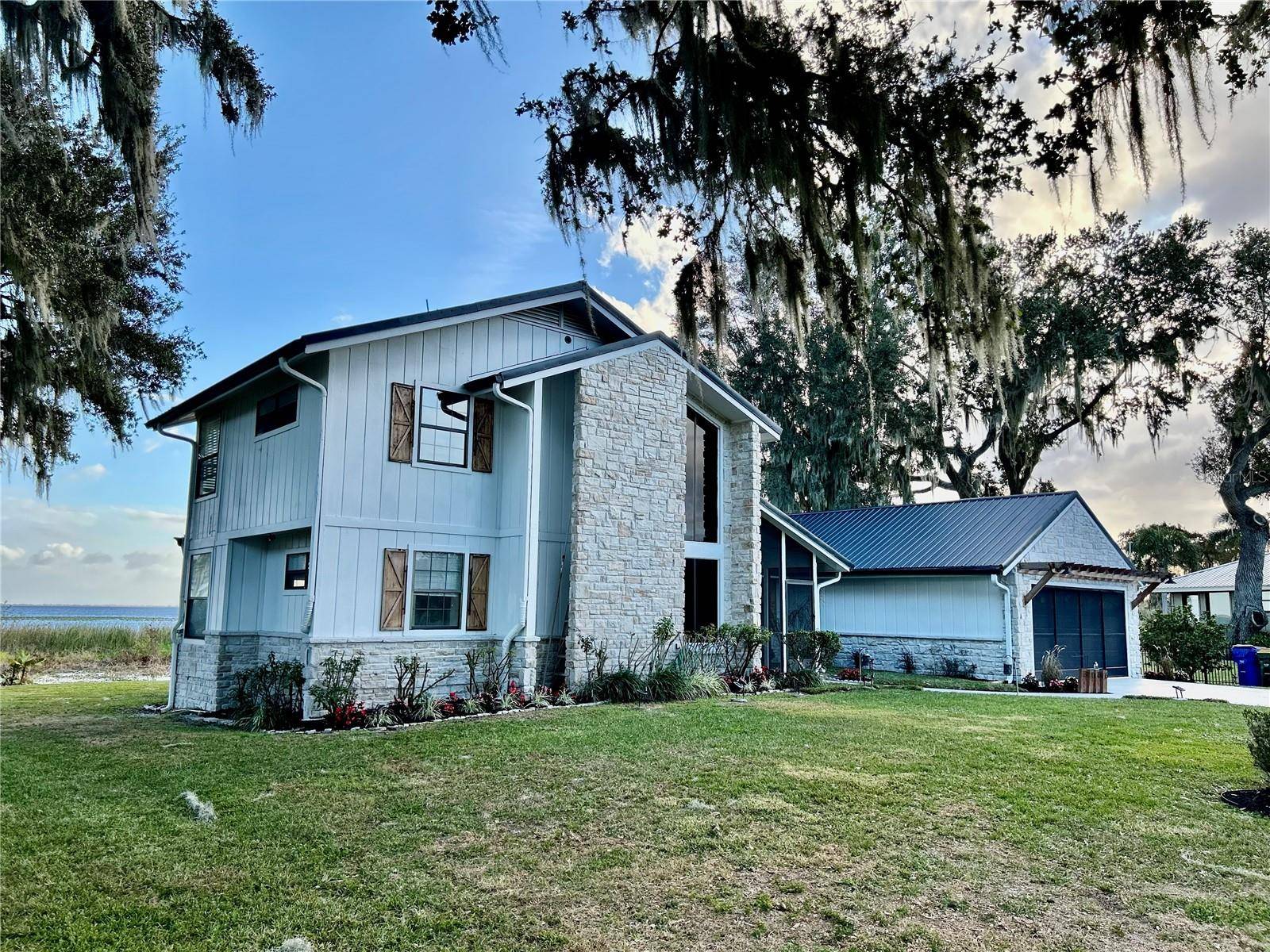 Sebring, FL 33876,3006 COUNTRY LAKE DR
