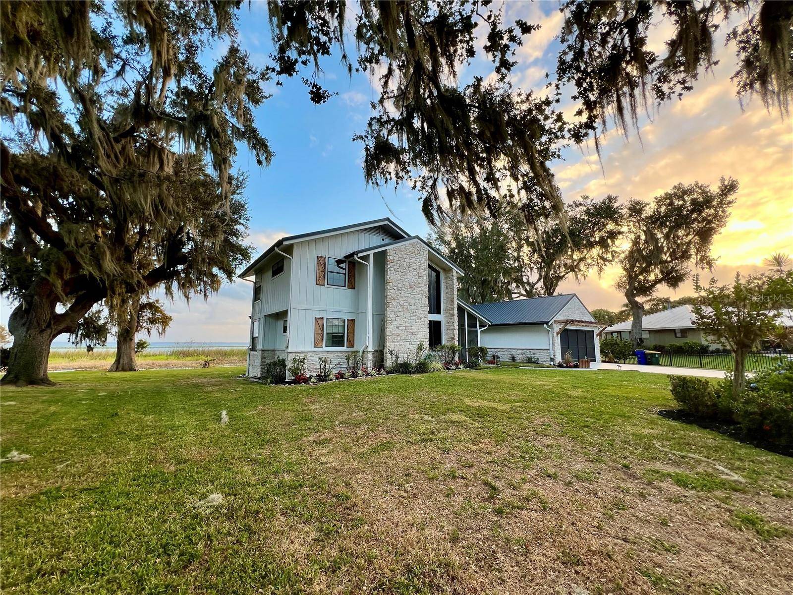 Sebring, FL 33876,3006 COUNTRY LAKE DR