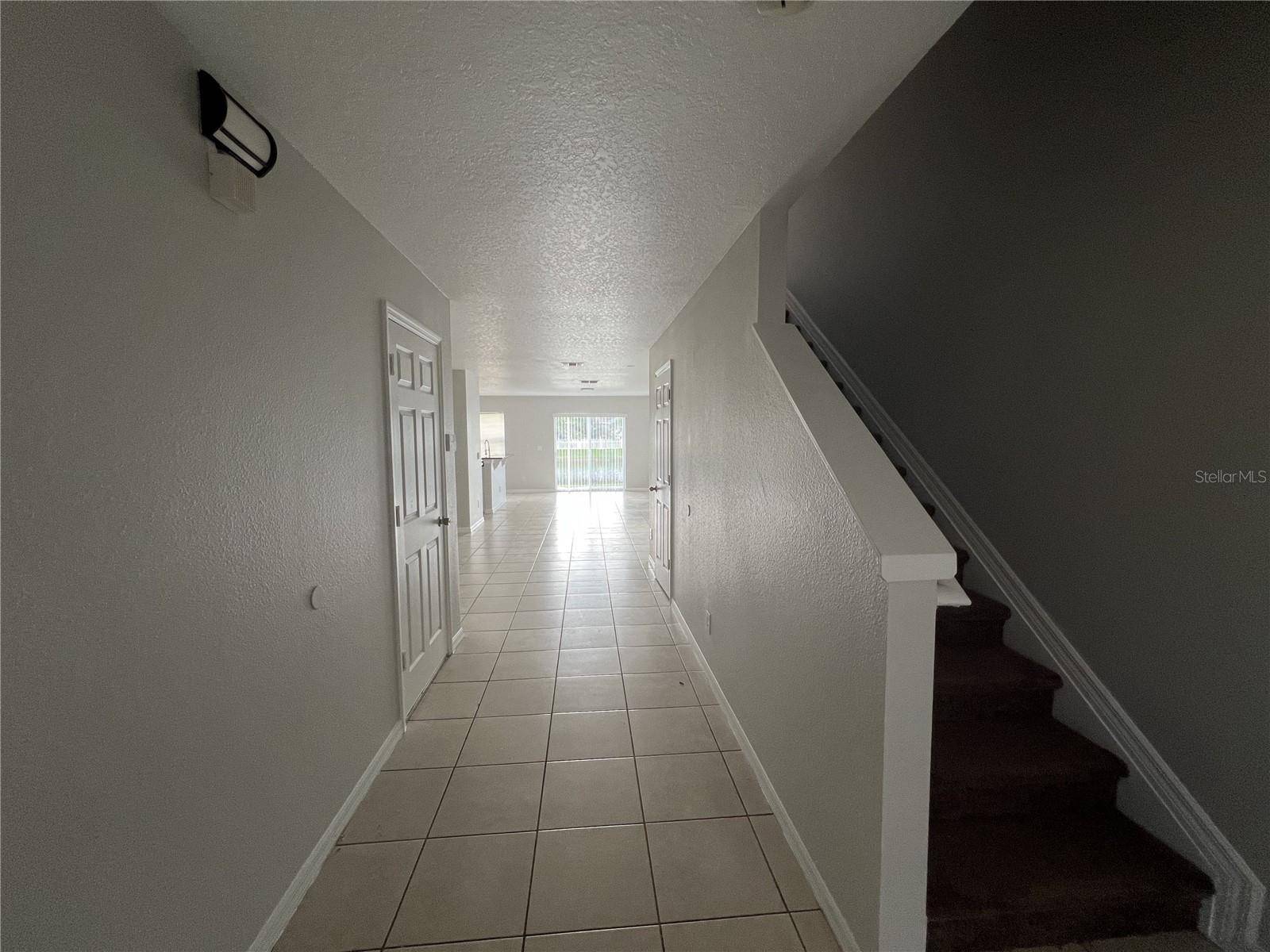 Orlando, FL 32824,572 CRESTING OAK CIR #19