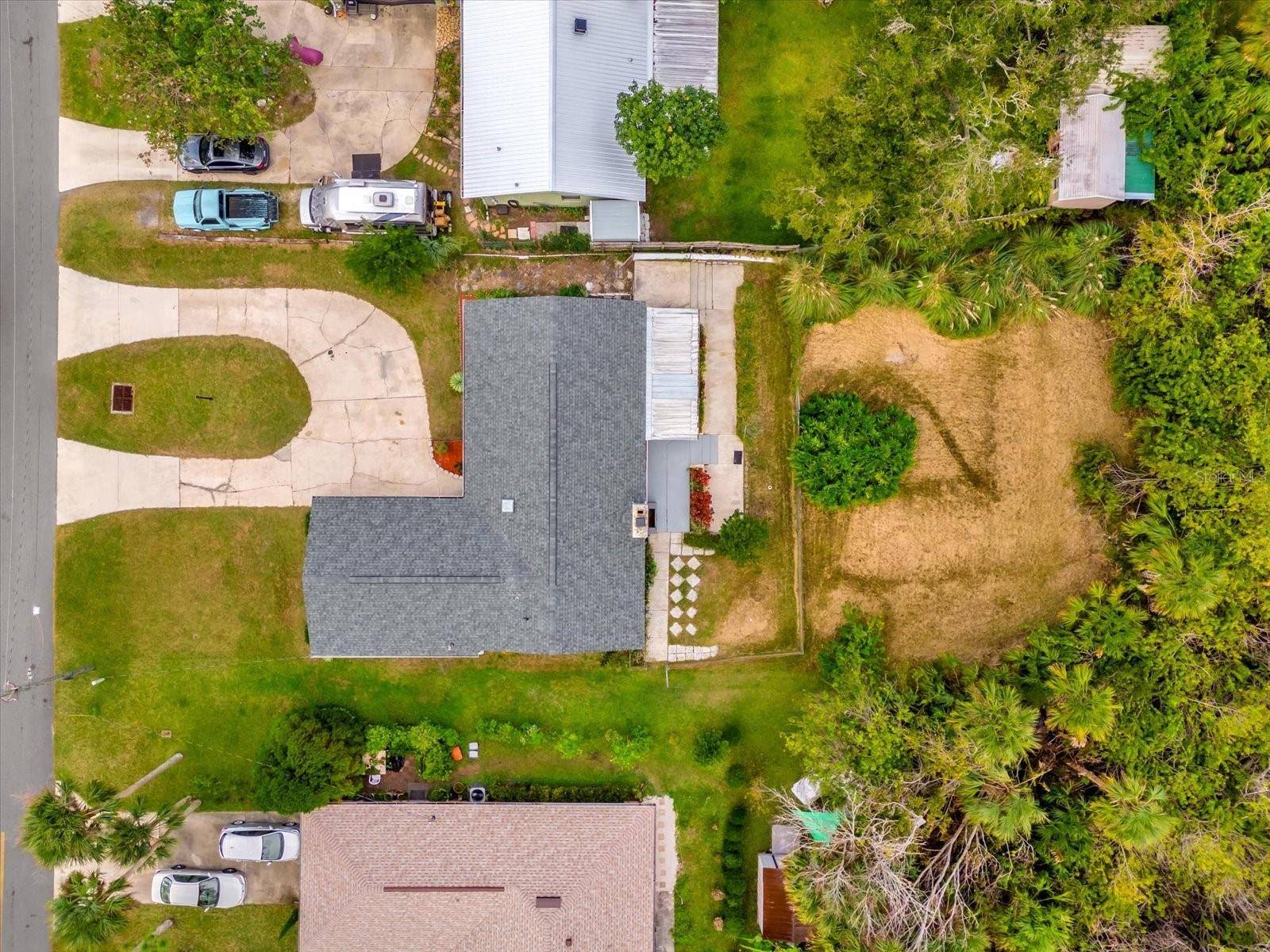 New Smyrna Beach, FL 32168,2533 EDGEWATER AVE