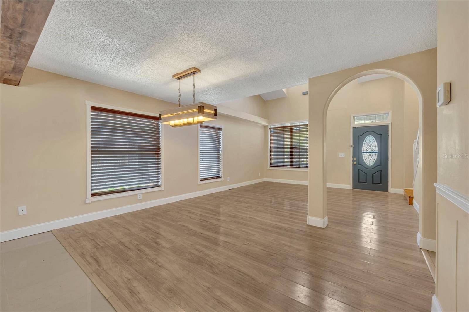 Oldsmar, FL 34677,304 TAVERNIER DR